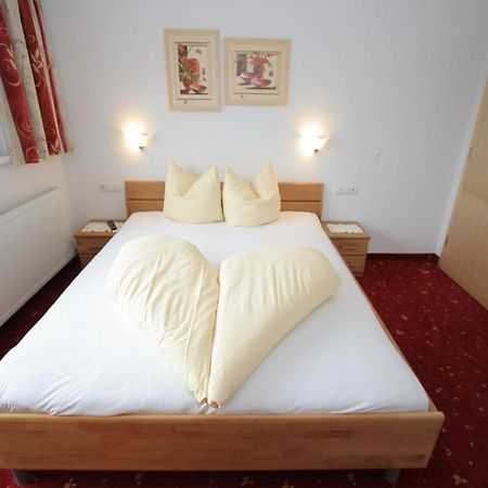 Spacious Apartment In Uderns Near Ski Area エクステリア 写真
