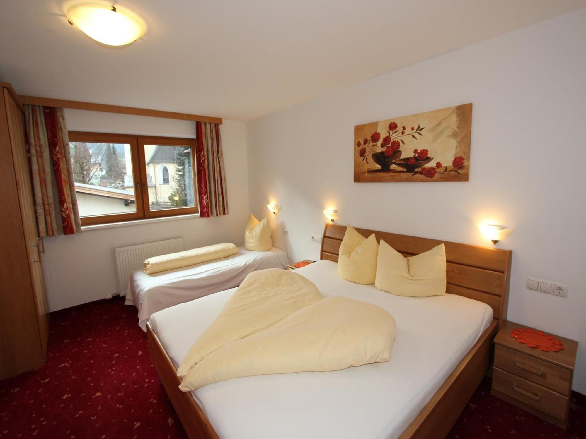 Spacious Apartment In Uderns Near Ski Area エクステリア 写真