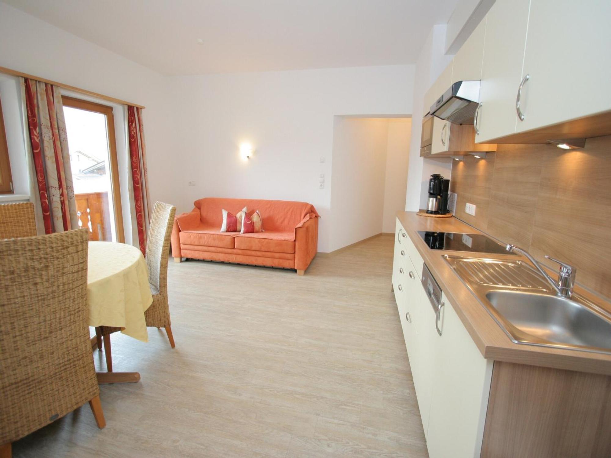 Spacious Apartment In Uderns Near Ski Area エクステリア 写真